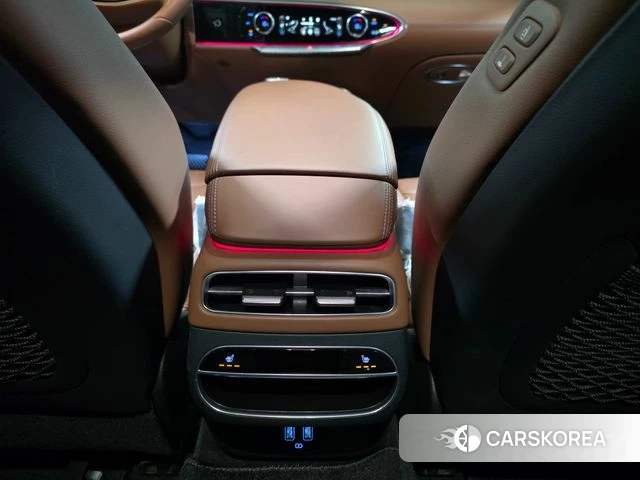 Genesis GV70 id 4376245 из Кореи 7