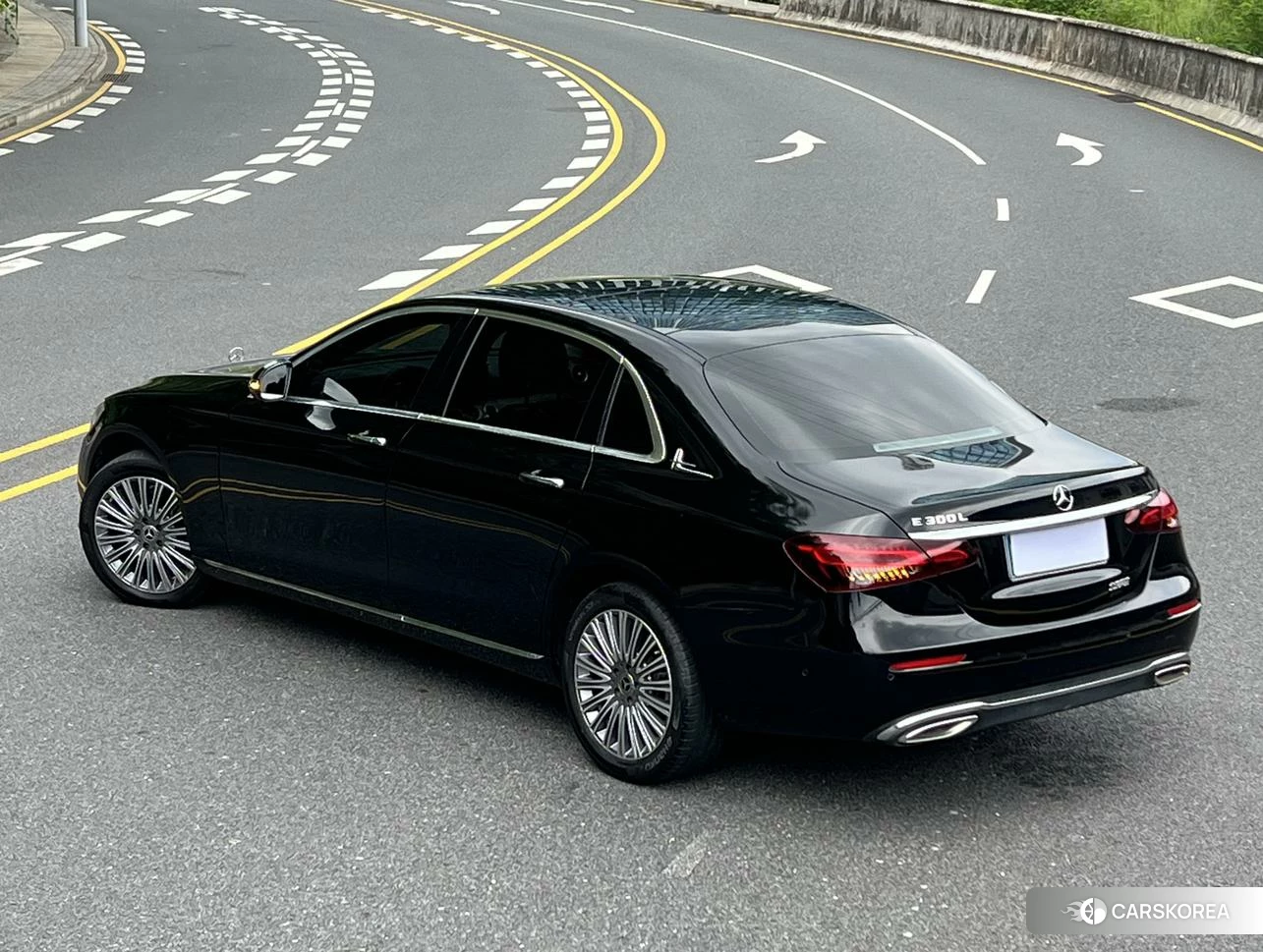 Mercedes-Benz E-class id 4454617 из Китая 7