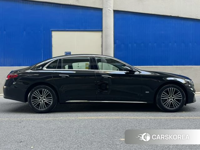 Mercedes-Benz E-class id 3920607 из Китая 7