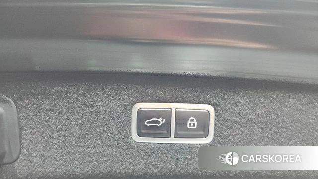 Genesis G90 (RS4) id 3940785 из Кореи 7