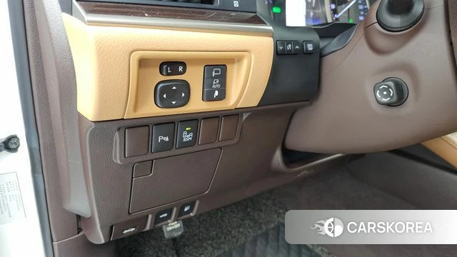 Lexus New ES300h id 4677981 из Кореи 7