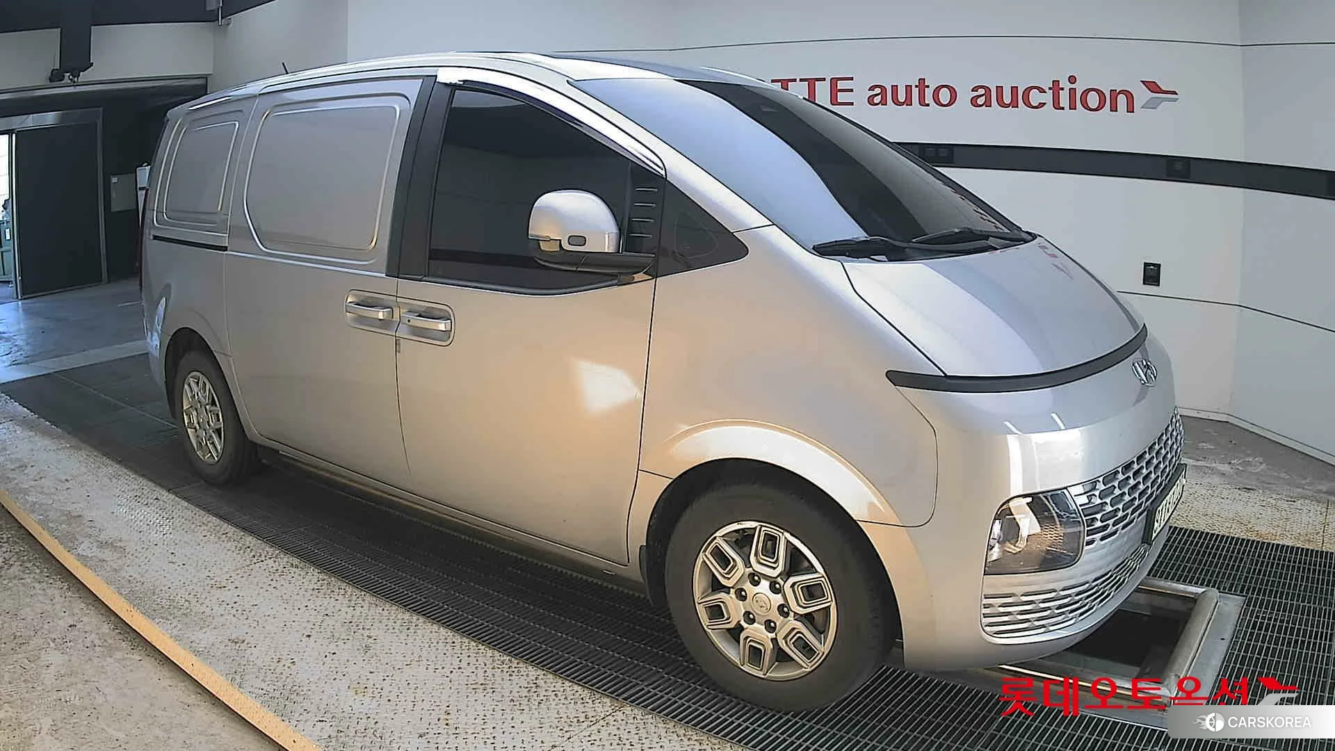 Hyundai Staria id 4679299 из Кореи 7