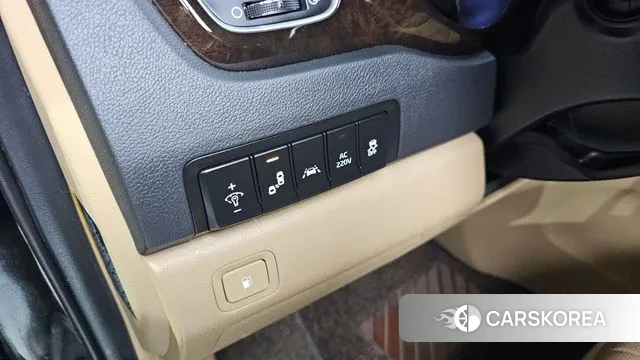 Kia The New Carnival id 3038882 из Кореи 7