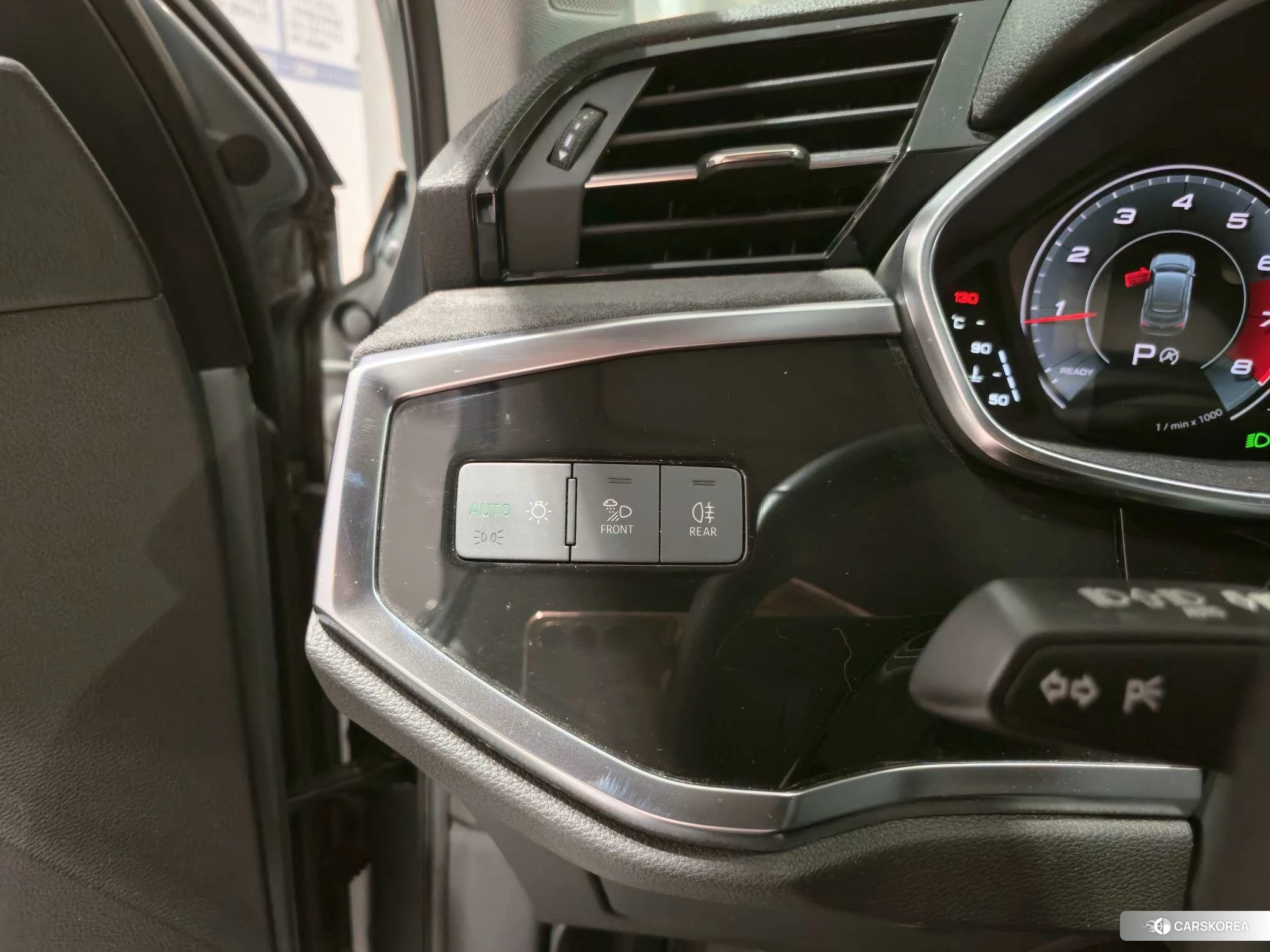 Audi Q3 Sportback id 4498605 из Китая 7