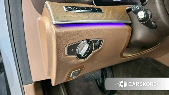 Mercedes-Benz E-Class W213 id 3955940 из Кореи 7