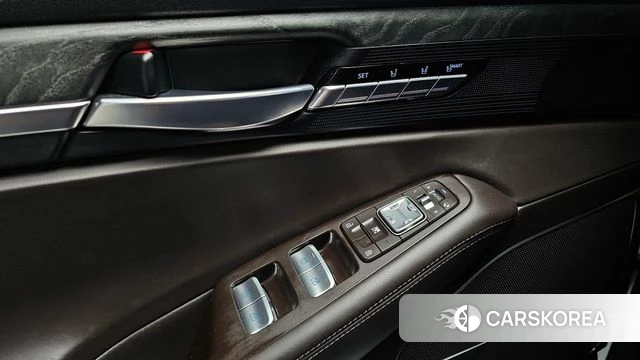 Genesis G90 id 4195885 из Кореи 7