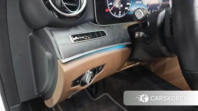 Mercedes-Benz E-Class W213 id 3391562 из Кореи 7