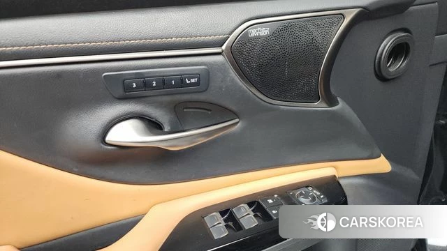 Lexus ES300h 7th generation id 4593526 из Кореи 7