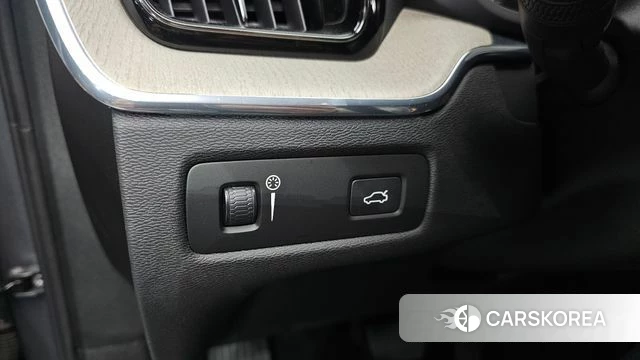 Volvo XC60 second Generation id 4187972 из Кореи 7