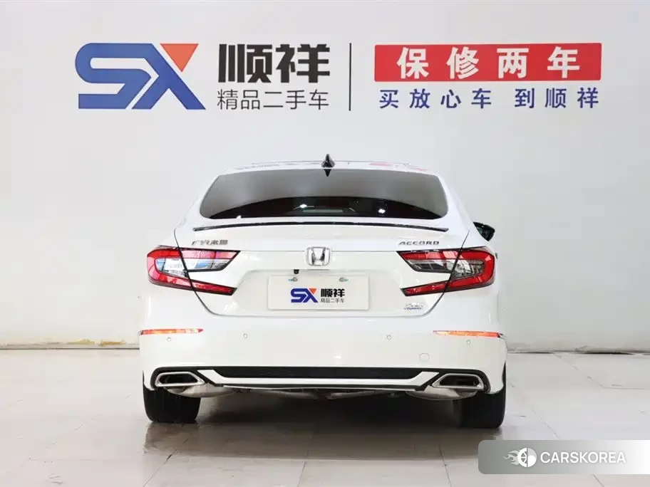 Honda Accord id 4514105 из Китая 7