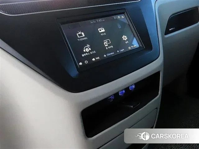 Hyundai The New Grand Starex id 3748154 из Кореи 7