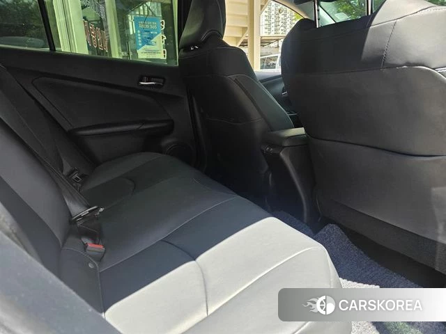 Toyota Prius Prime id 4414998 из Кореи 7
