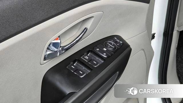 Kia All New Carnival id 4596459 из Кореи 7