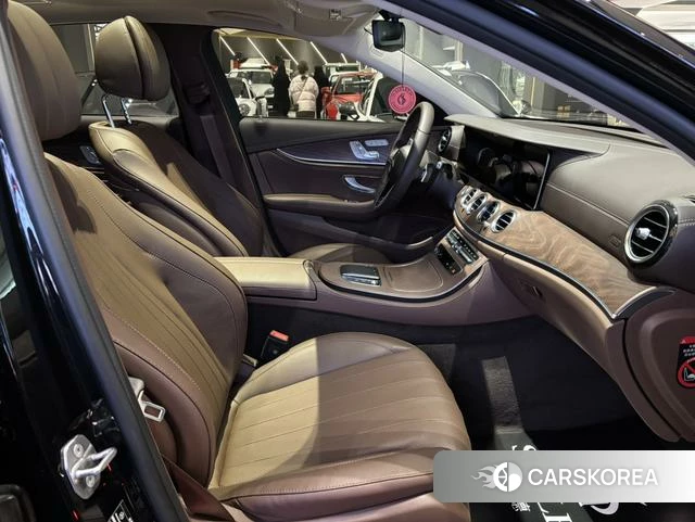 Mercedes-Benz E-class id 4320791 из Китая 7