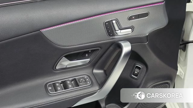 Mercedes-Benz A-Class W177 id 4604356 из Кореи 7