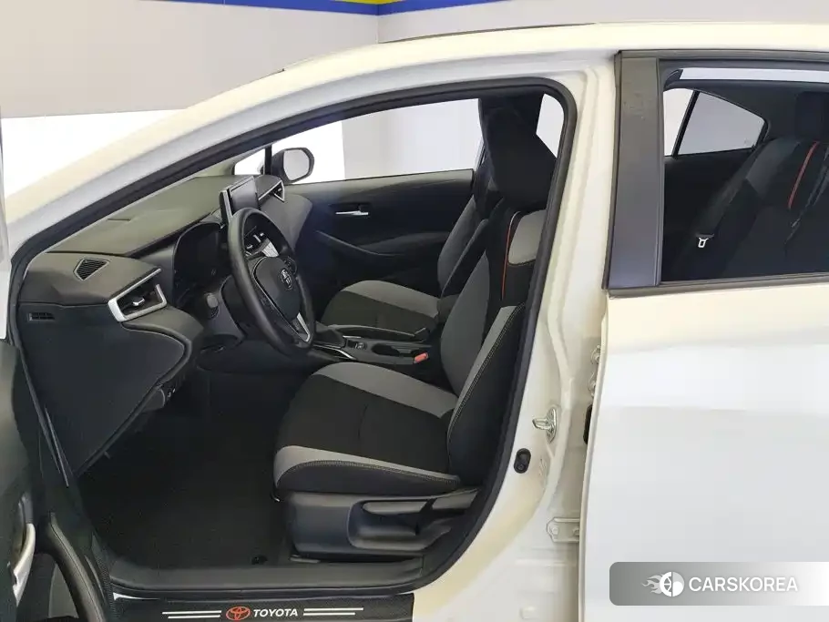 Toyota Corolla id 4622605 из Китая 7