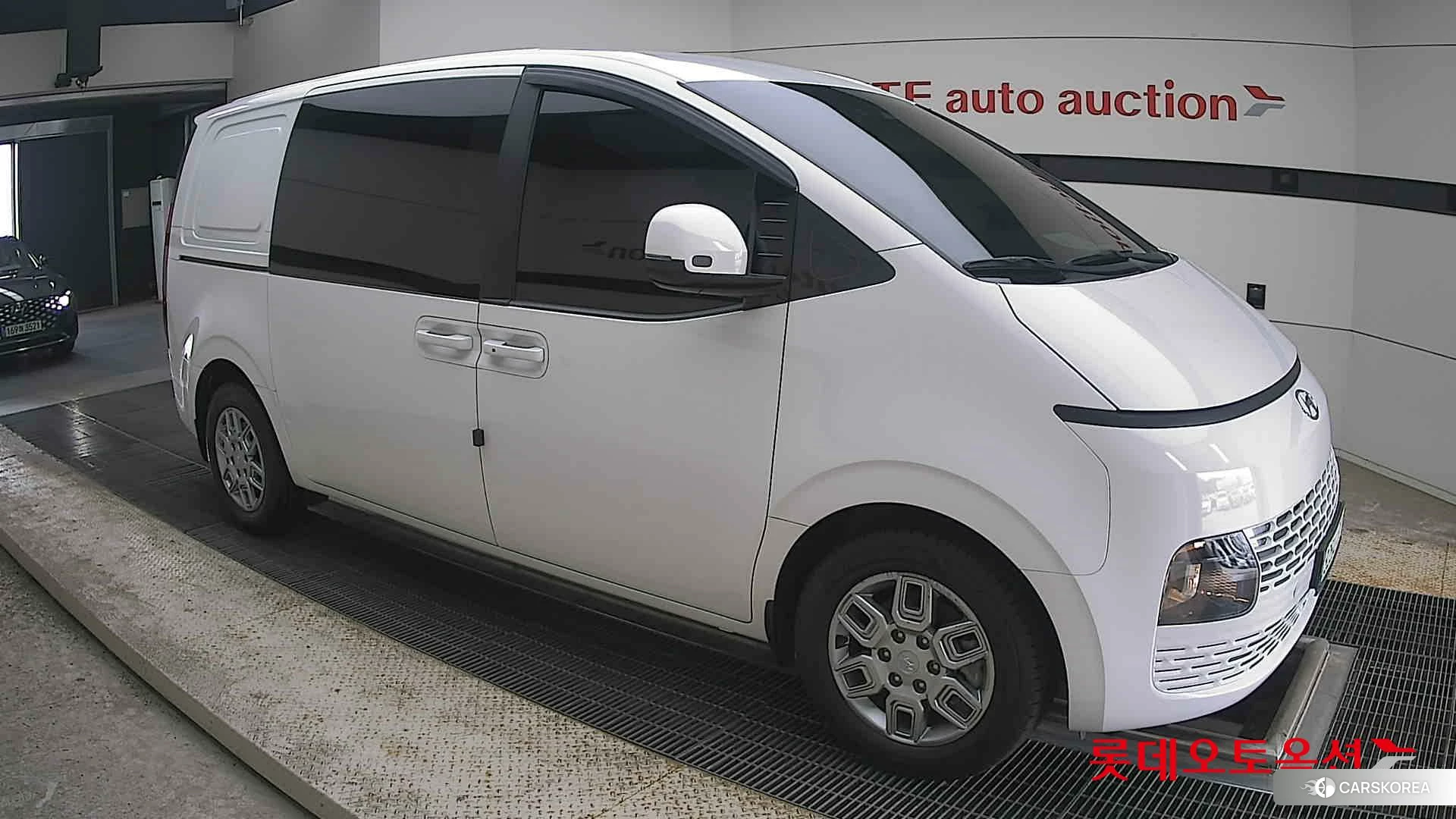 Hyundai Staria id 4498338 из Кореи 7