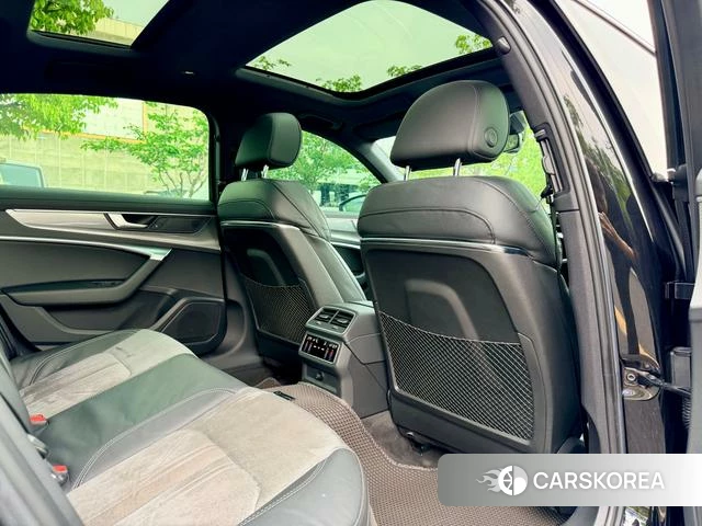 Audi A6L id 4300993 из Китая 7