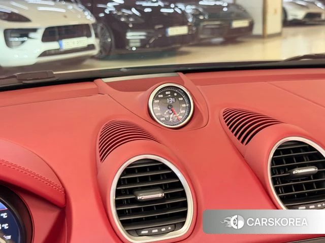 Porsche 718 Boxster id 4696493 из Кореи 7