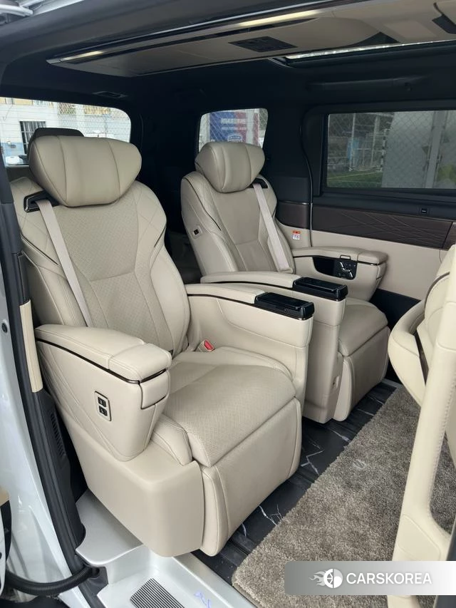 Toyota Elfa id 4314816 из Китая 7