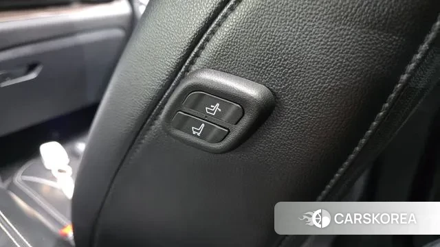 Ford Explorer 6th Generation id 2931469 из Кореи 7