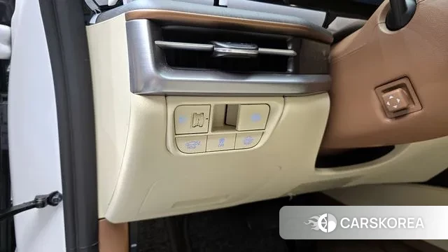 Hyundai Grandeur Hybrid (GN7) id 3596419 из Кореи 7