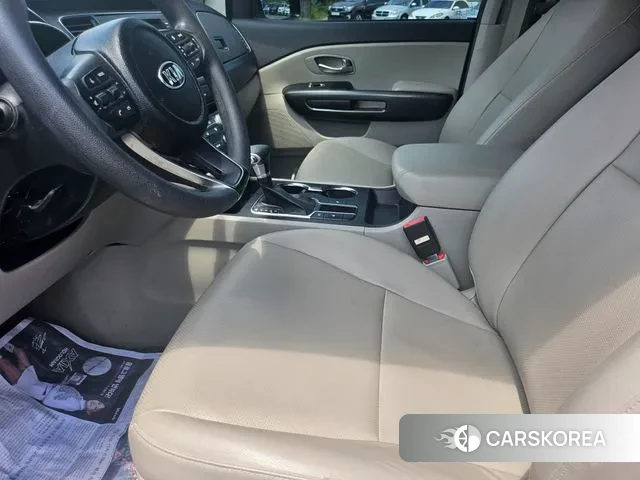 Kia The New Carnival id 2997450 из Кореи 7