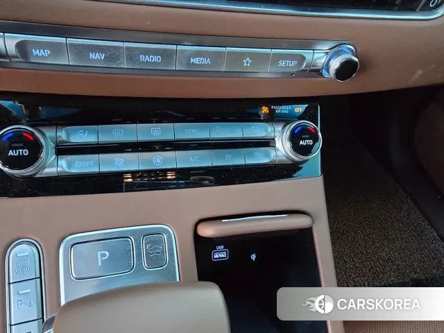 Genesis G90 id 3546170 из Кореи 7