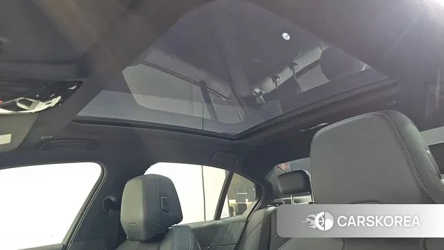 BMW 5 Series (G60) id 3477399 из Кореи 7