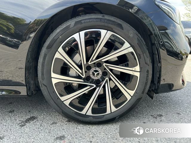 Mercedes-Benz E-class id 3993469 из Китая 7