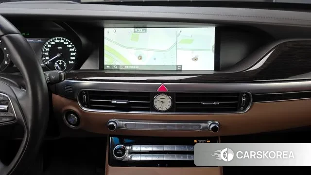 Genesis G90 id 3578519 из Кореи 7