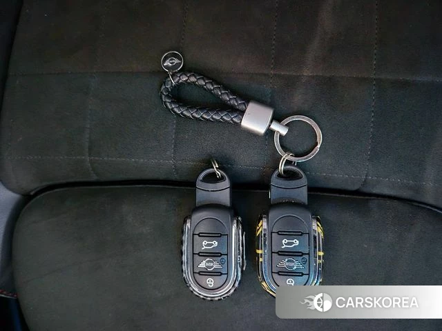 Mini Cooper S id 4623844 из Кореи 7