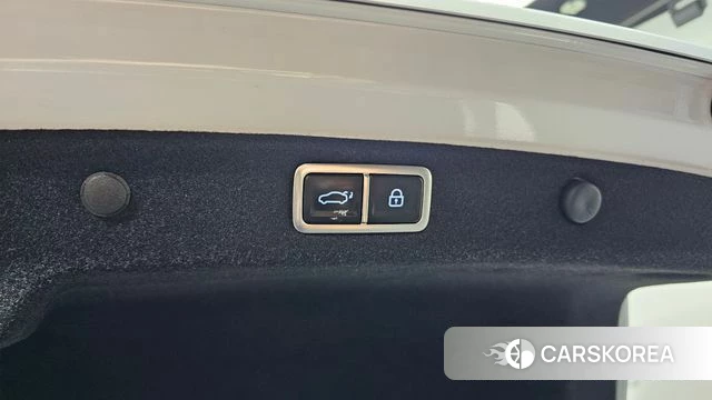 Hyundai Grandeur (GN7) id 4308766 из Кореи 7