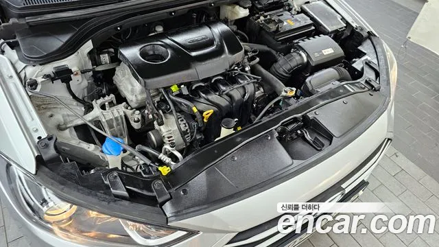 Hyundai Avante AD id 2538499 из Кореи 7