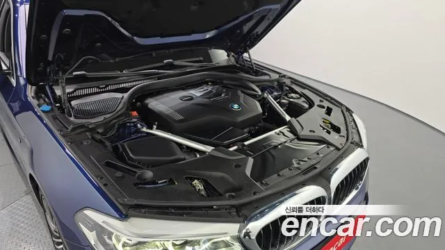 BMW 5 Series (G30) id 2673338 из Кореи 7