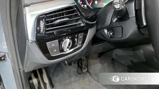 BMW 5 Series (G30) id 3801515 из Кореи 7