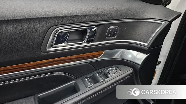 Ford Explorer id 3698828 из Кореи 7