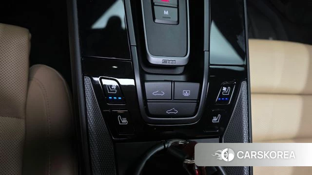 Porsche 911(992) id 4688854 из Кореи 7