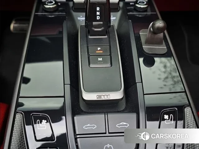 Porsche 911(992) id 3661321 из Кореи 7