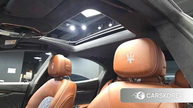 Maserati Ghibli id 4524685 из Кореи 7