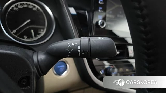 Toyota Camry (XV70) id 4201319 из Кореи 7