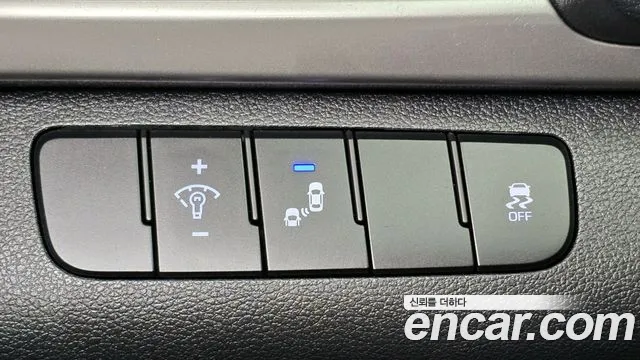 Hyundai Avante AD id 2213618 из Кореи 7