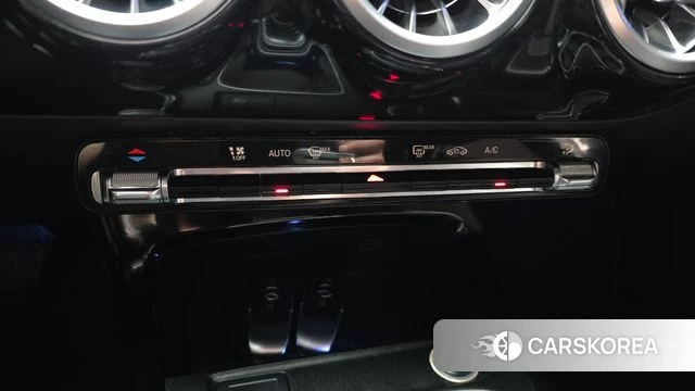 Mercedes-Benz A-Class W177 id 3955134 из Кореи 7