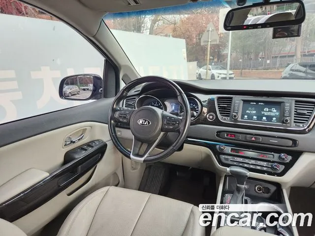 Kia The New Carnival id 2248962 из Кореи 7