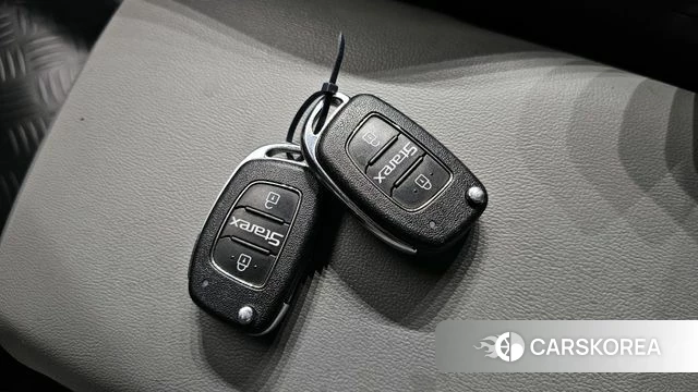 Hyundai The New Grand Starex id 3898479 из Кореи 7