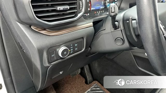 Ford Explorer 6th Generation id 4180046 из Кореи 7