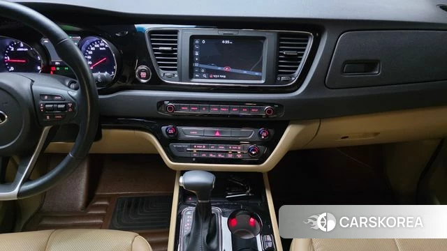 Kia The New Carnival id 4465553 из Кореи 7