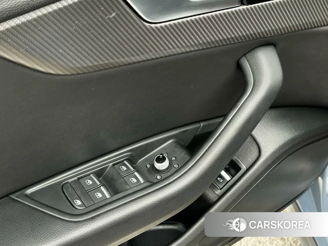 Audi A4L id 4278665 из Китая 7