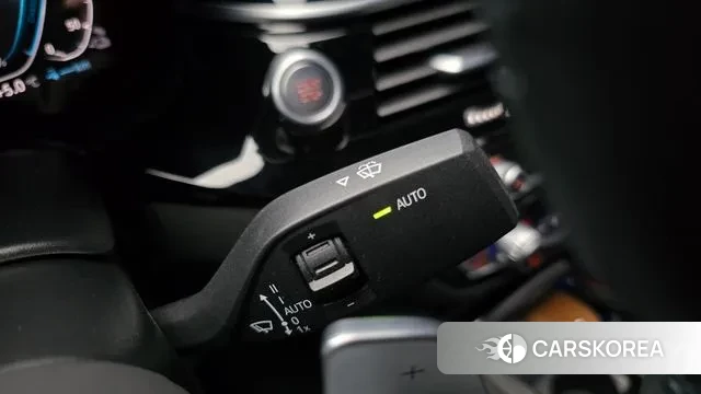 BMW 5 Series (G30) id 3708178 из Кореи 7