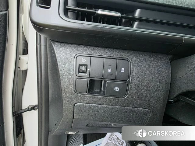 Hyundai Staria id 4560131 из Кореи 7